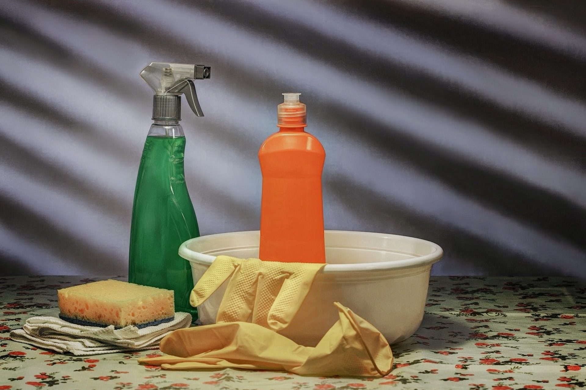 環境や人にやさしいエコな大掃除を目指そう|合成洗剤や石けんの使用量には注意が必要？