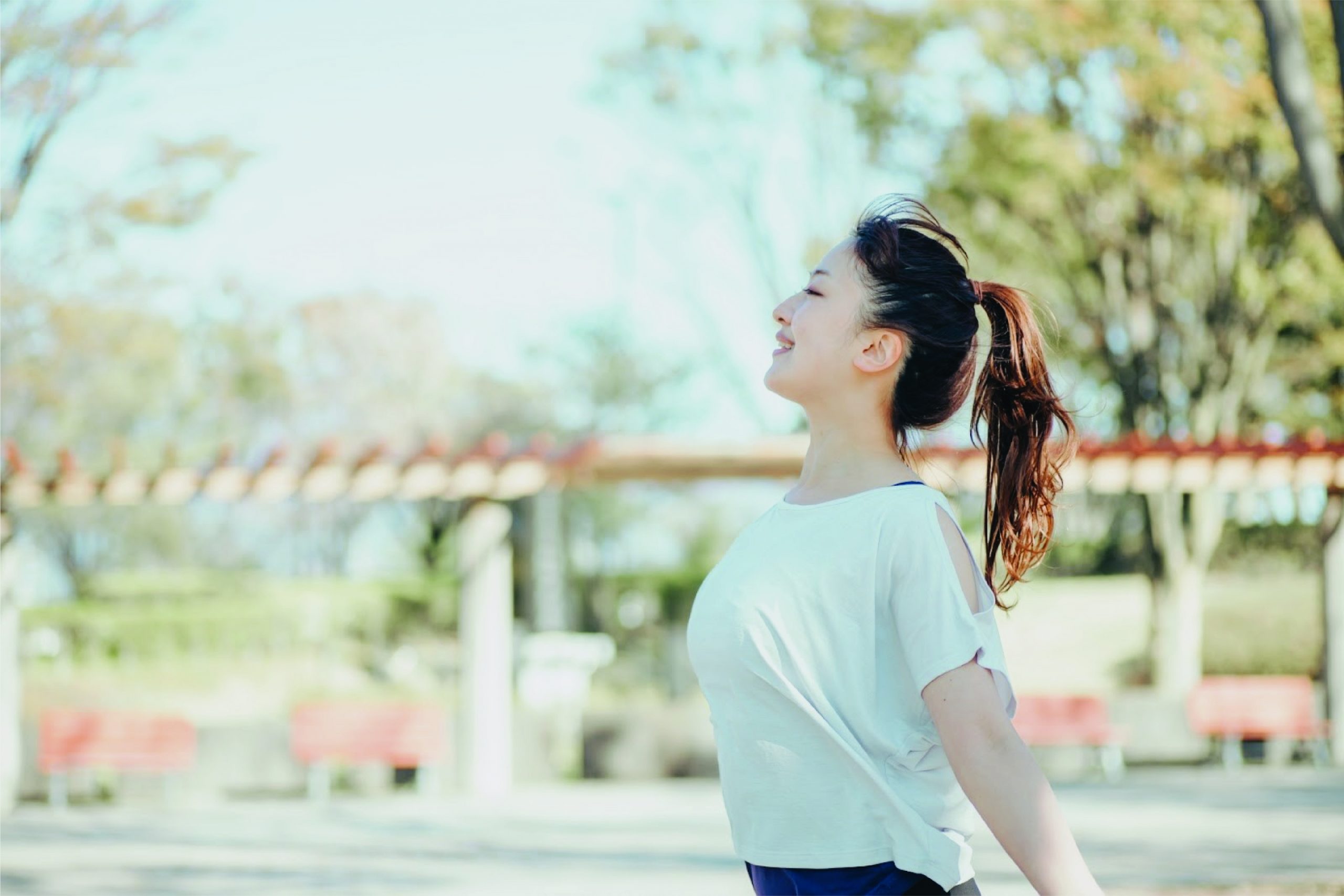 腹式呼吸でどこでもリラックス！健康やダイエットに嬉しい効果も